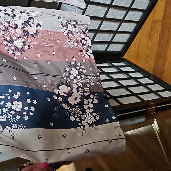 Floral print jumper New distributor no tag on material 2X - Picture 6 of 12